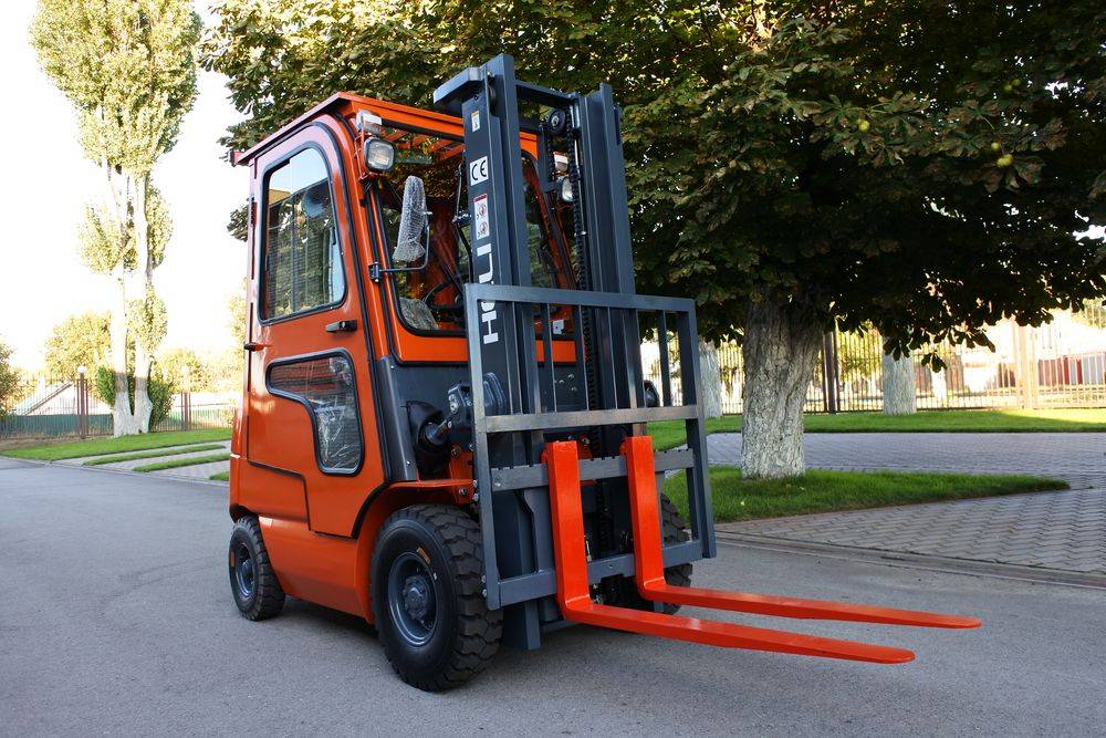 Вилочные погрузчики Heli