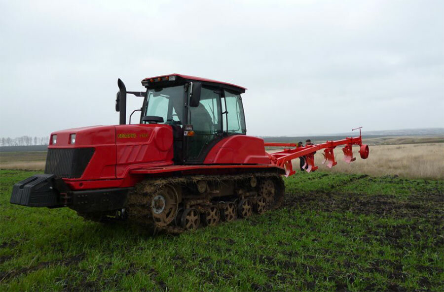 Трактор Беларусь 2103