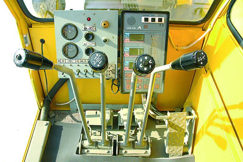 Автокран «Галичанин» 25 тонн