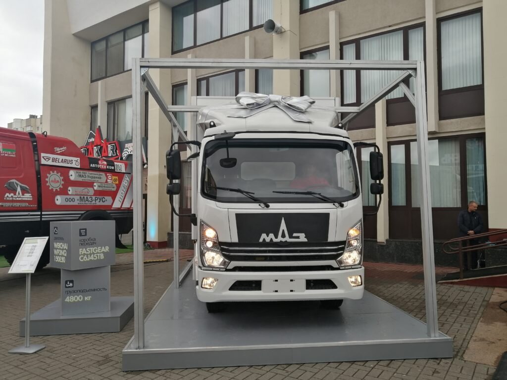 МАЗ-365120  Подробнее на сайте: https://perevozka24.by/pages/srednetonnazhnyy-gruzovik-maz-365120