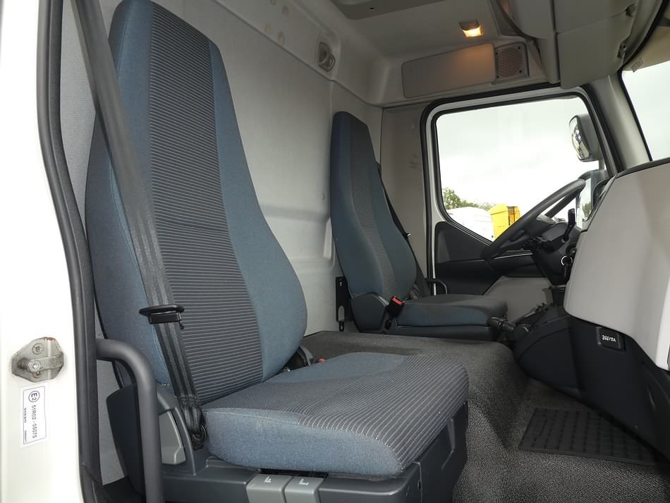  Volvo FL 240