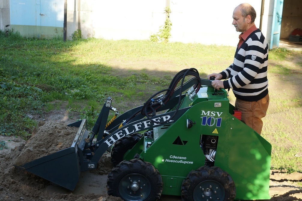 Мини-погрузчик Helffer MSV 200