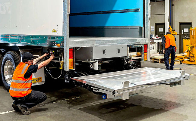 Гидролифт - помощник при погрузке