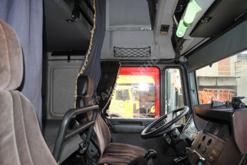 Магистральный тягач MAN F2000