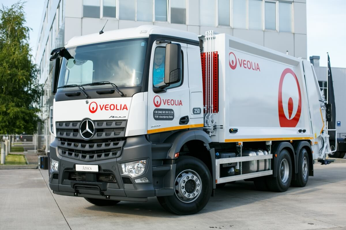 Мусоровоз Mercedes-Benz Actros 3336