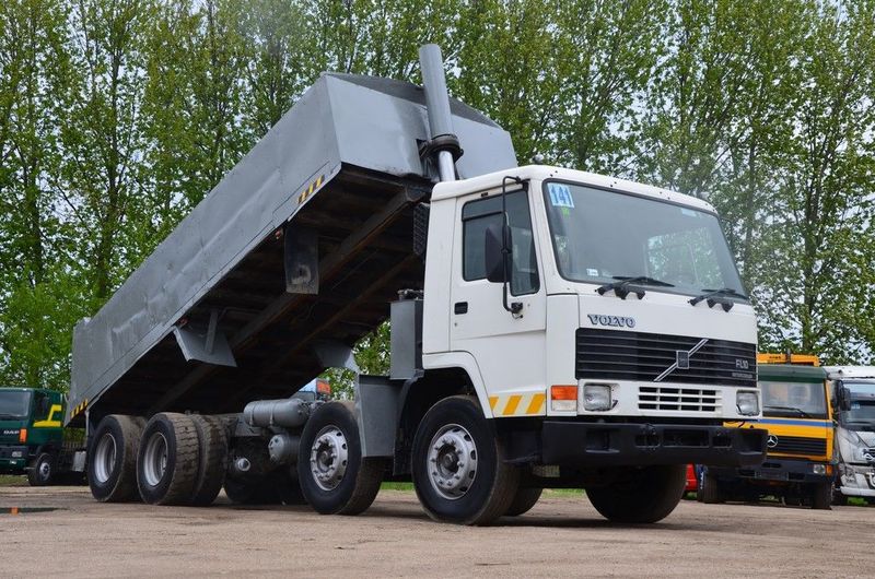 Volvo FL10