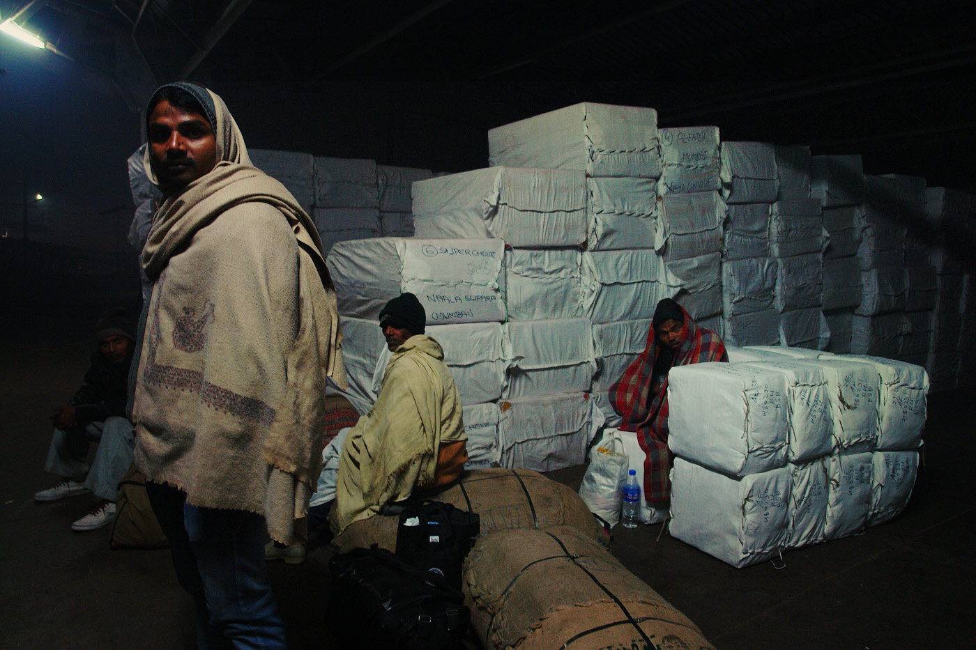 грузчики ночью