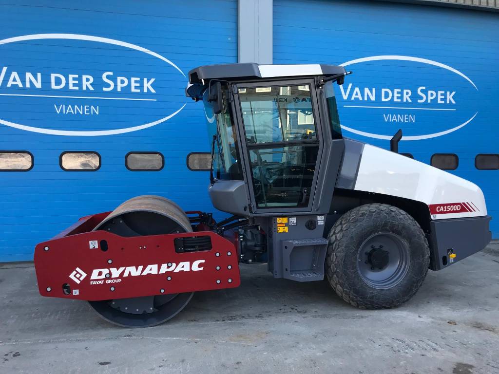 дорожный каток Dynapac CA1500D