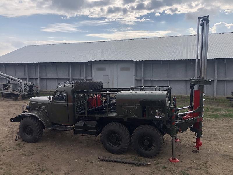 Буровая установка БГМ-1