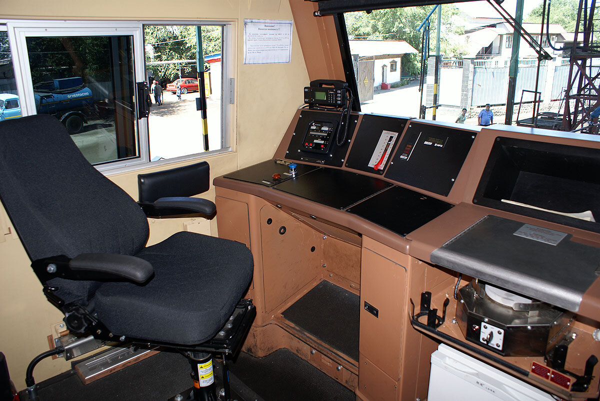 Тепловоз ТЭ33А из Казахстана