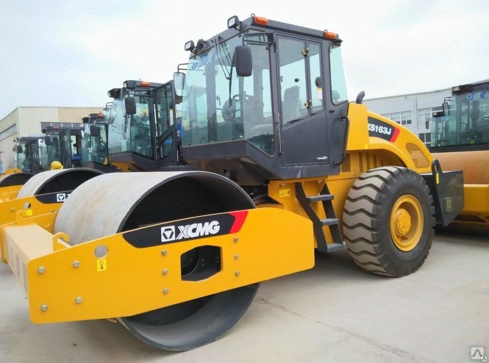 виброкаток XCMG XS142J