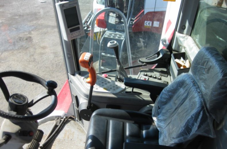  Комбайн «Акрос-530»