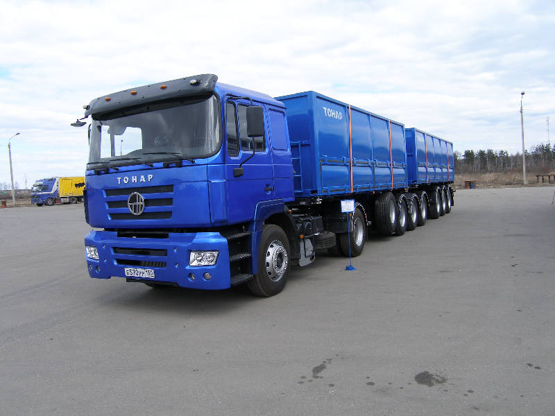 – легковом прицепе 8310