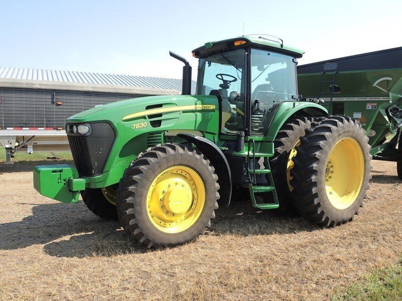 Трактор Джон Дир-7830