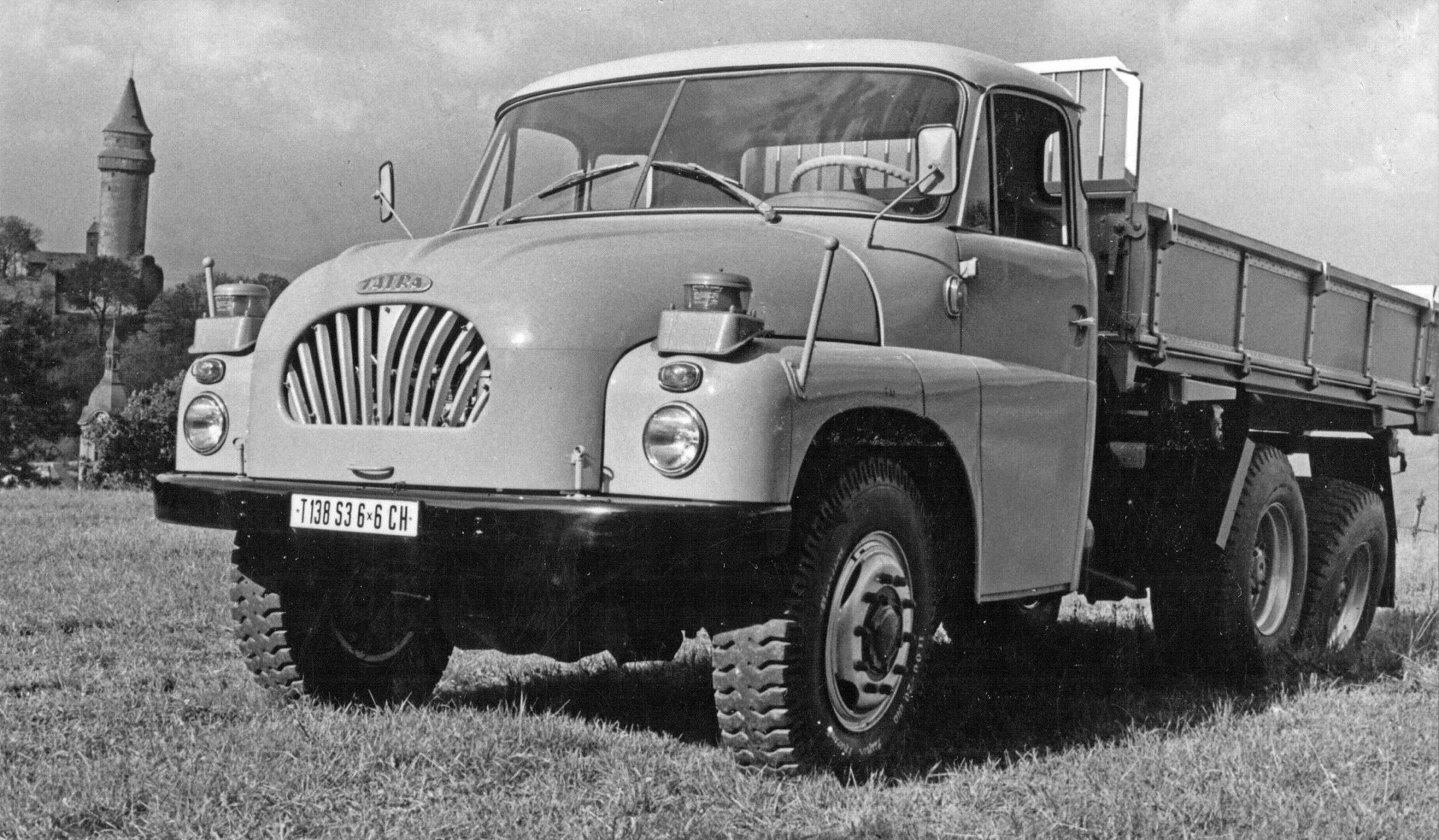 грузовик Татра 148