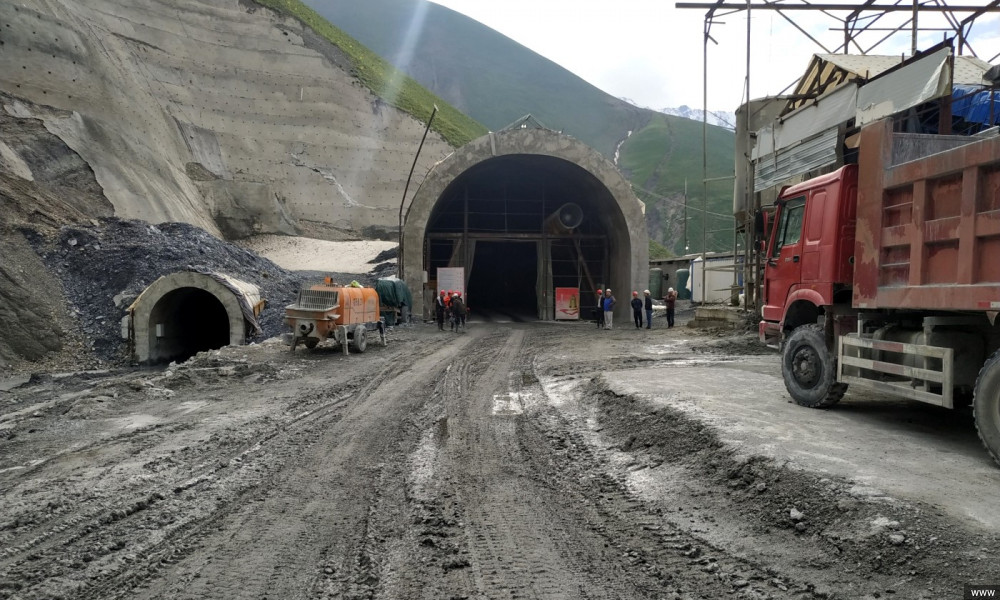 Дорожное строительство в Кыргызстане