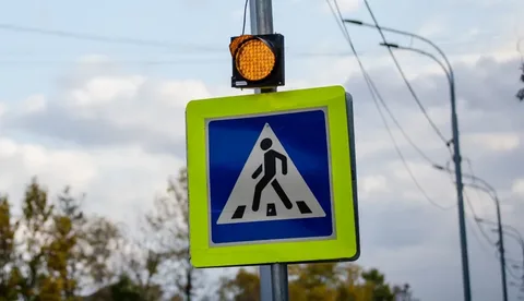 Автономные светофоры на солнечных батареях