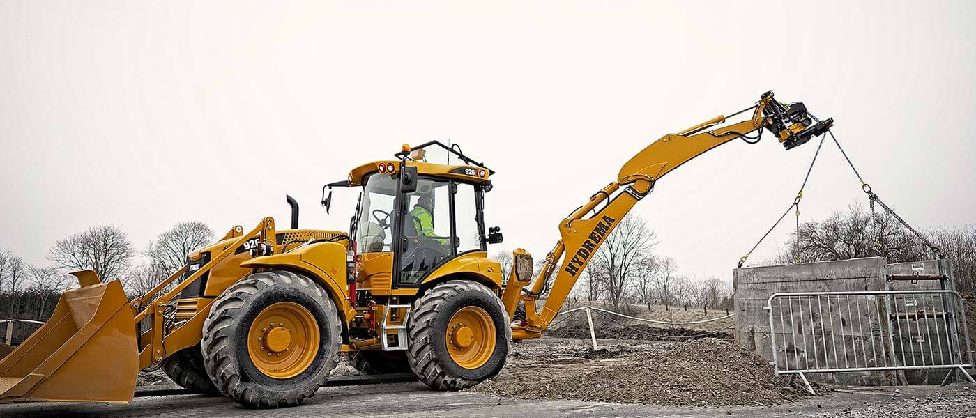 Экскаватор-погрузчик Hydrema