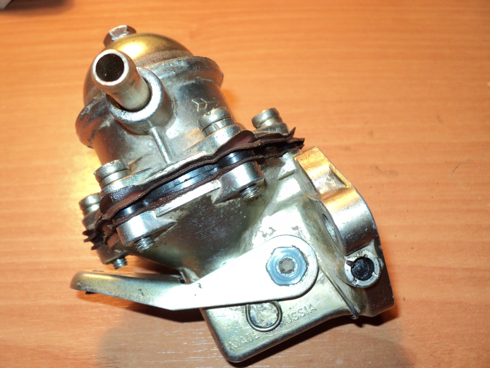 Бензонасос