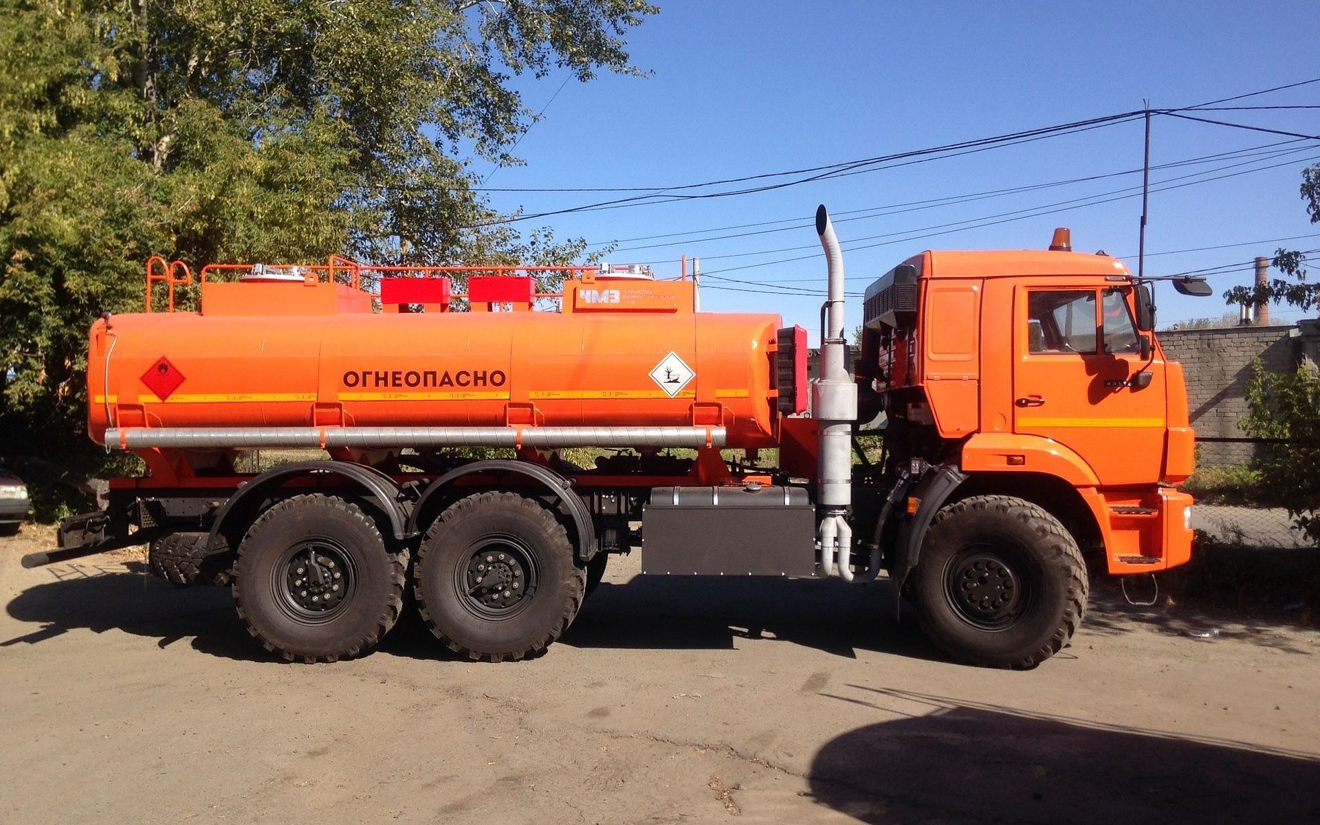 АТЗ-11 на шасси КамАЗ