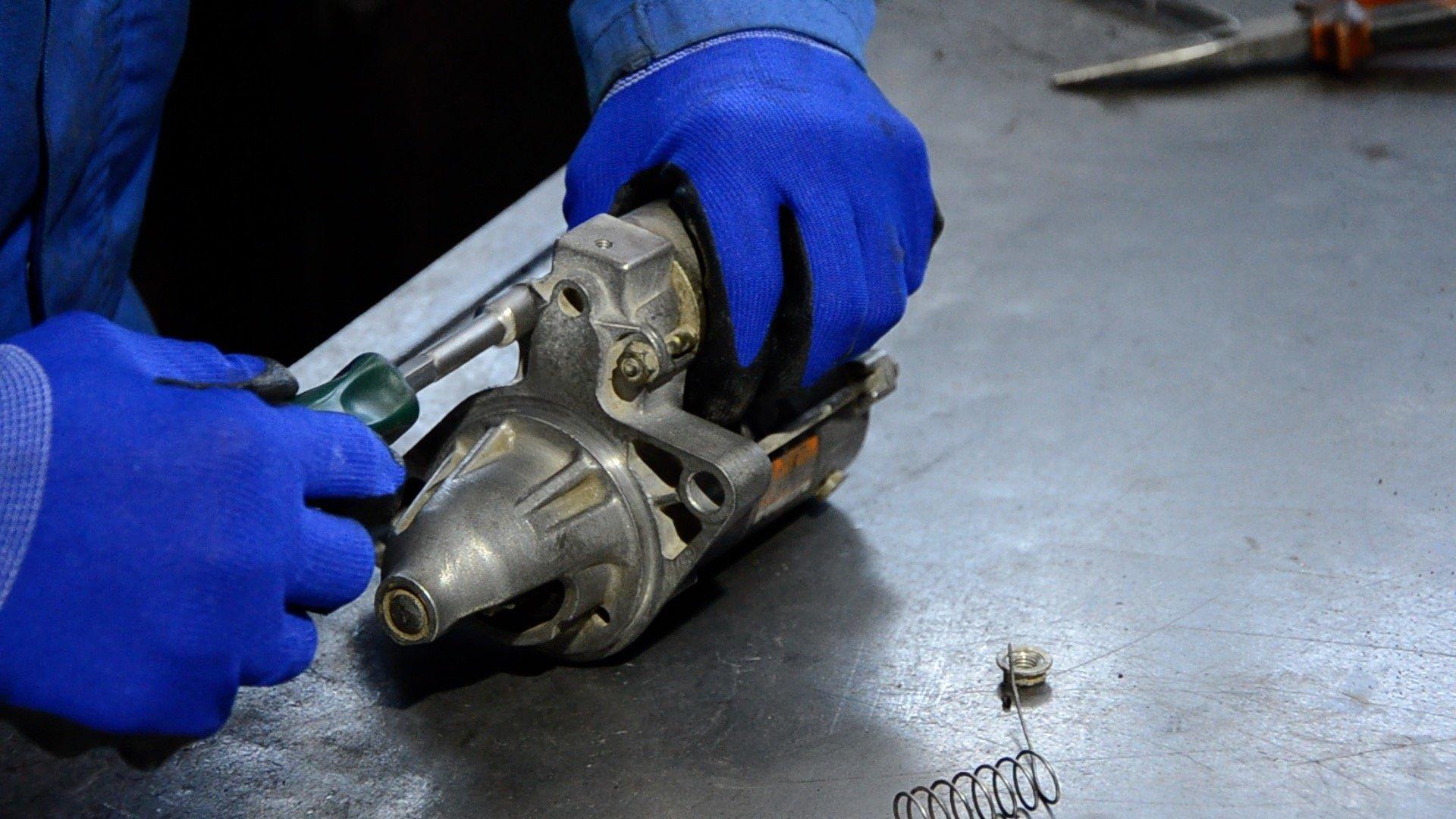 Стартер грузового автомобиля