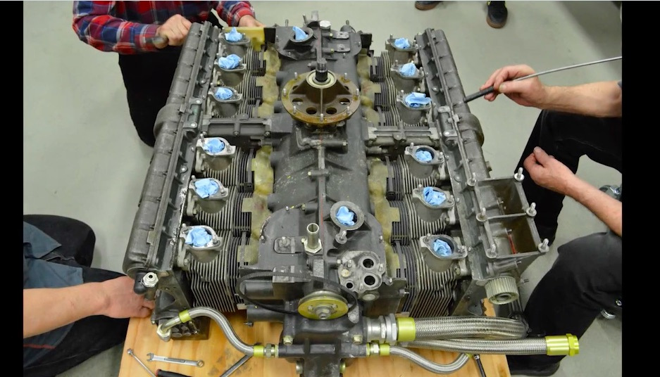 Оппозитный двигатель