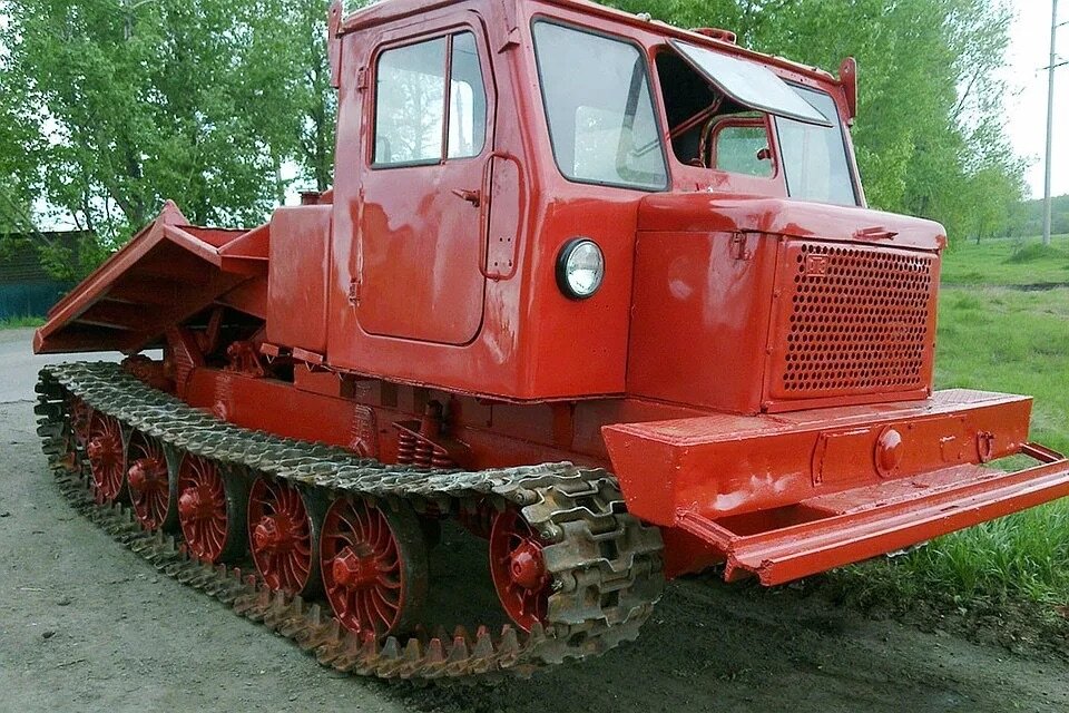 Трелевочный трактор ТТ-4