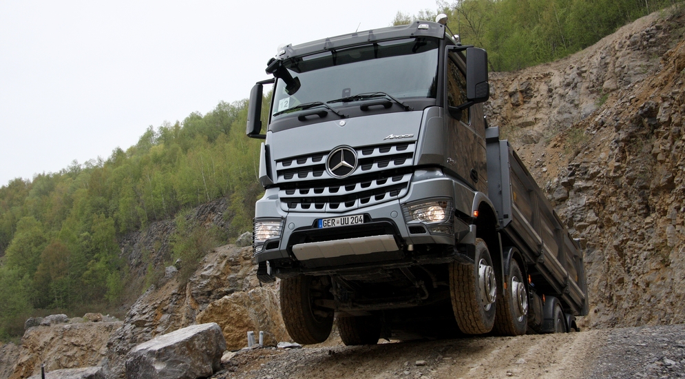 Мерседес-Бенц Арокс