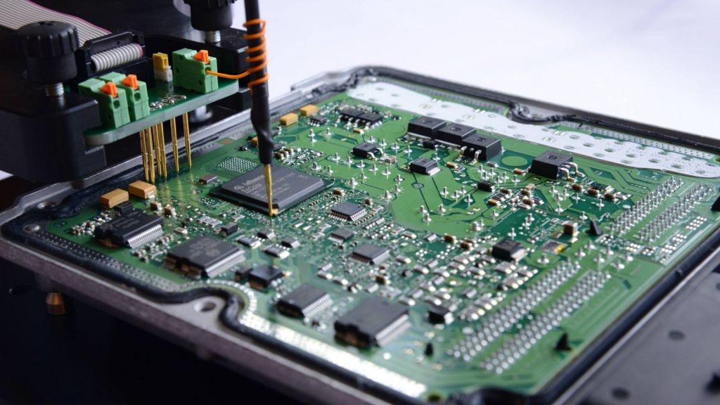 Производство автомобилей и микрочипы