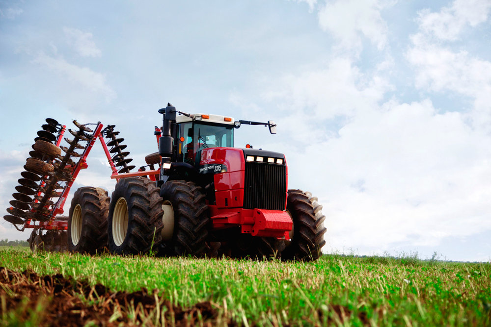 Трактор Ростсельмаш RSM 2375