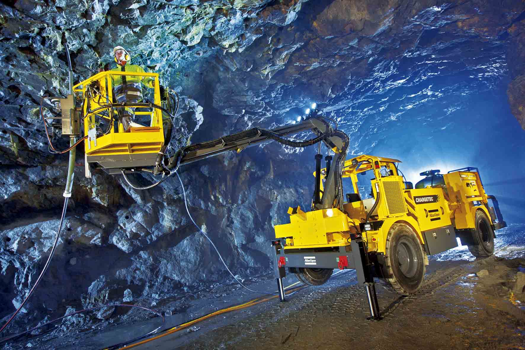 Самоходное подземное оборудование