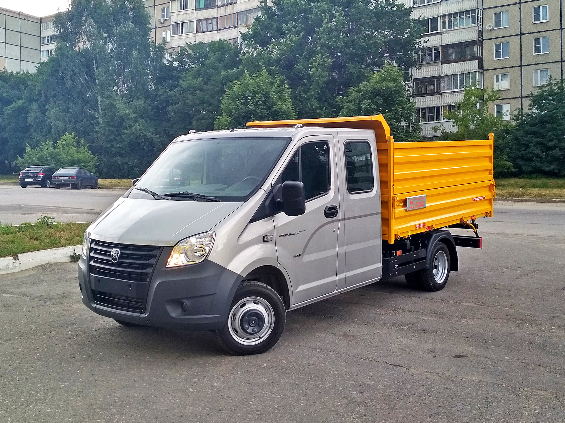 Самосвал Газель