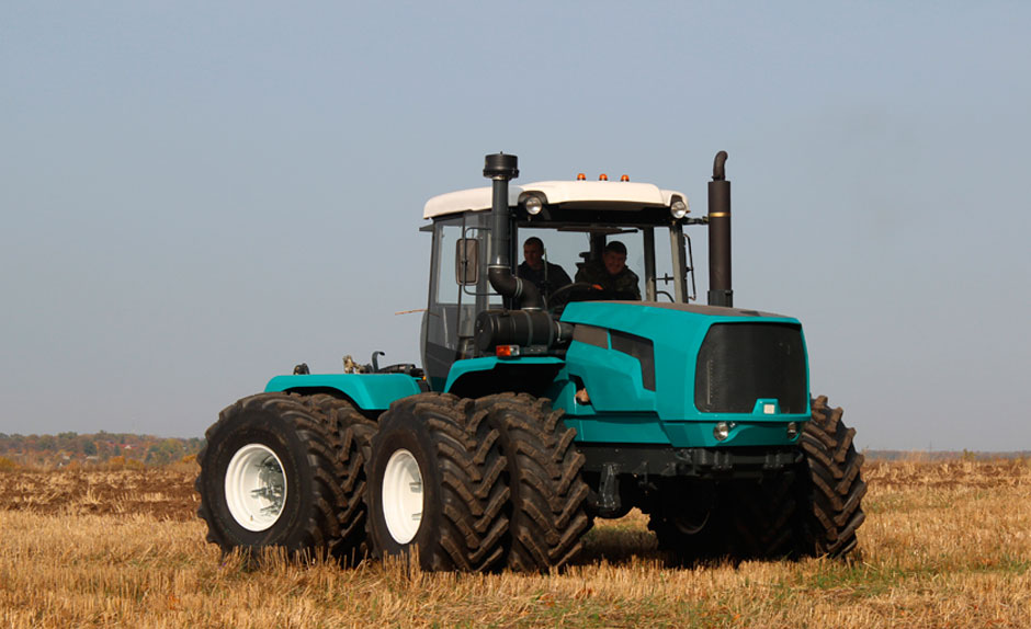 Трактор БТЗ-243 К