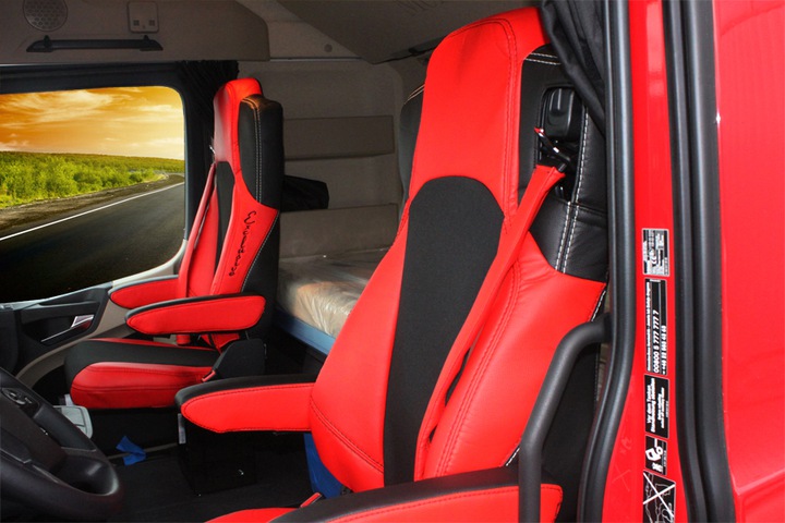 Чем обтягивают кресла грузовика