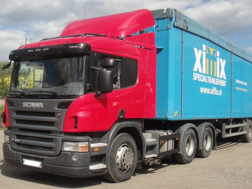 Седельный тягач Scania R113 380