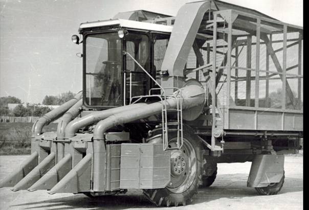 Хлопкоуборочные комбайны