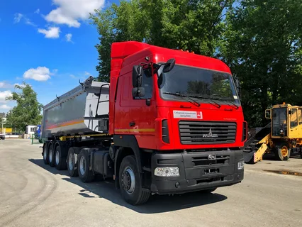 Седельный тягач МАЗ-643008