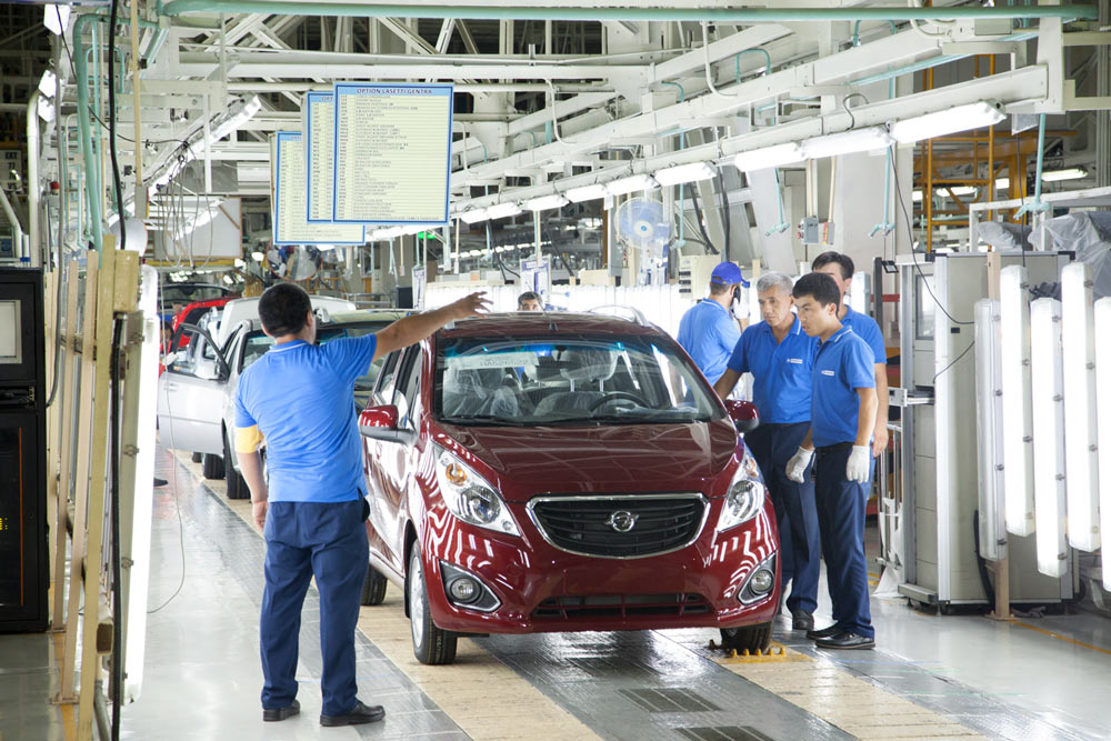 Производство на заводе UzAuto Motors