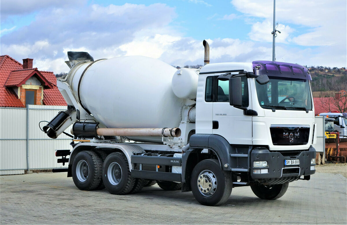 Грузовик MAN TGA 6x4