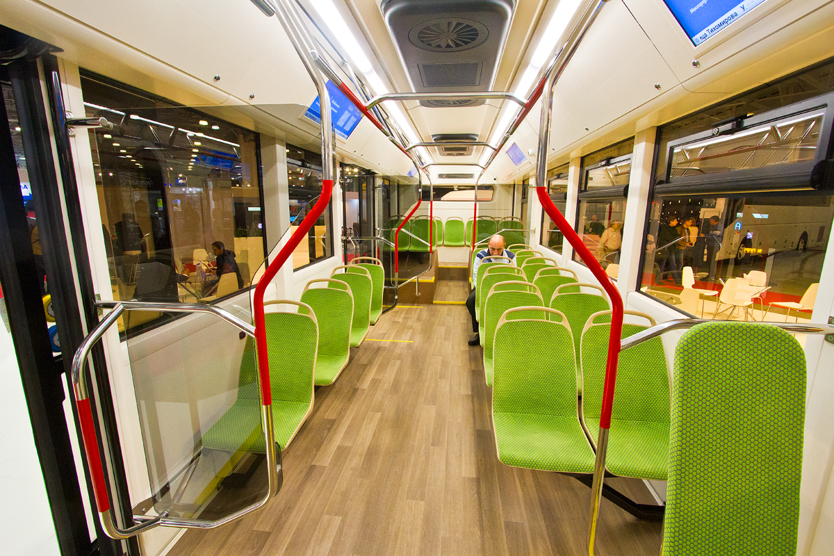 Сочлененный электробус 6245 Пионер