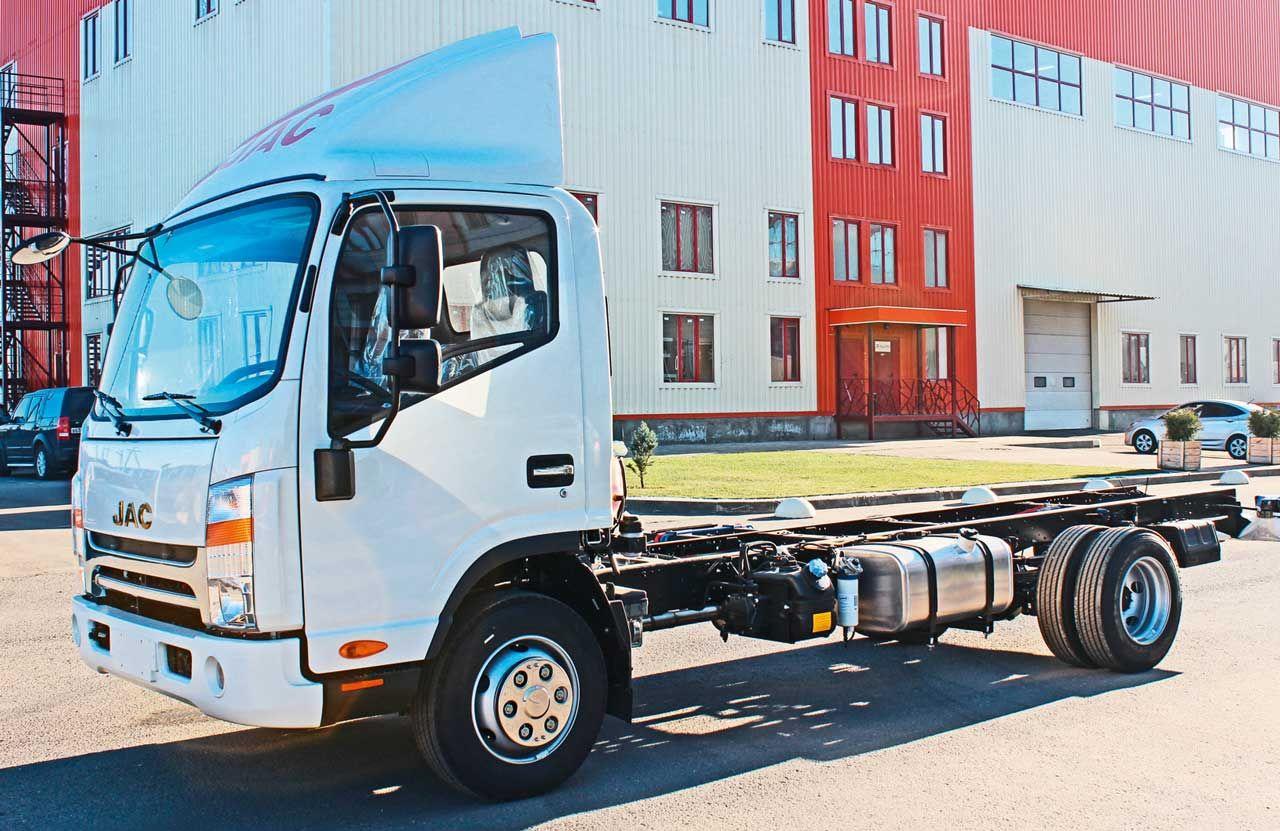 Среднетоннажник JAC N80