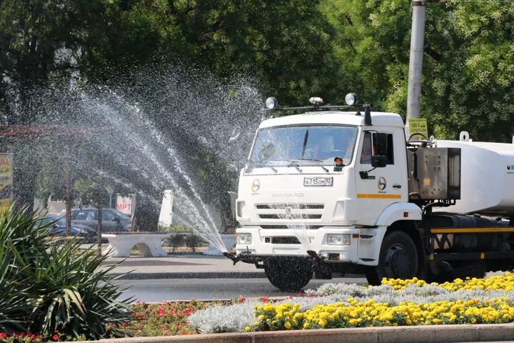 Поливальная машина