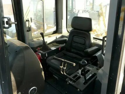 Гусеничный бульдозер Shantui SD22