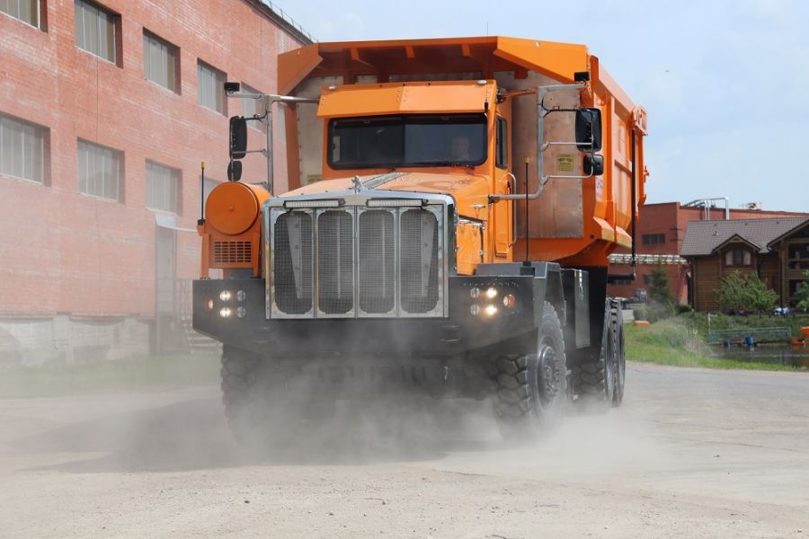  Автопоезд Тонар