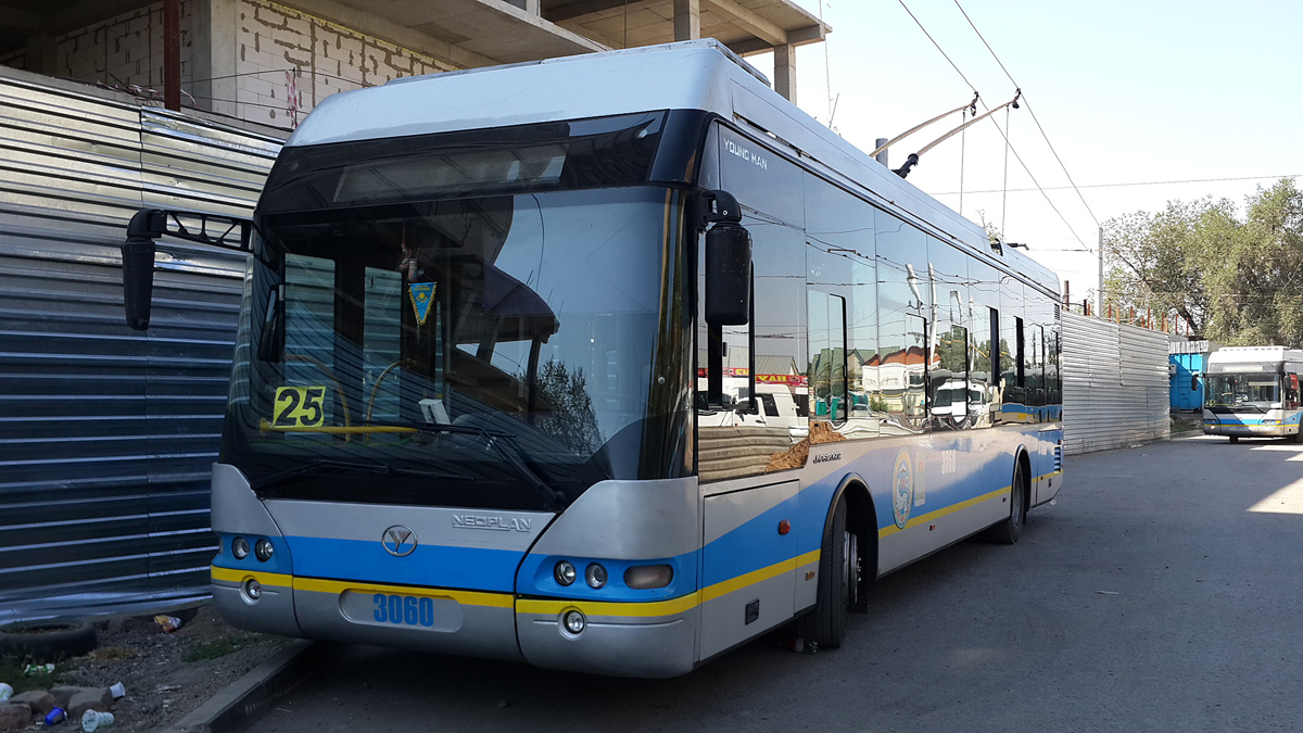 Троллейбус YoungMan JNP6120GDZ 