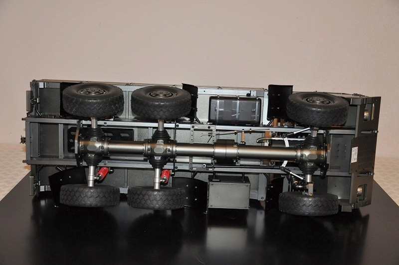 Трансмиссионная труба-хребет