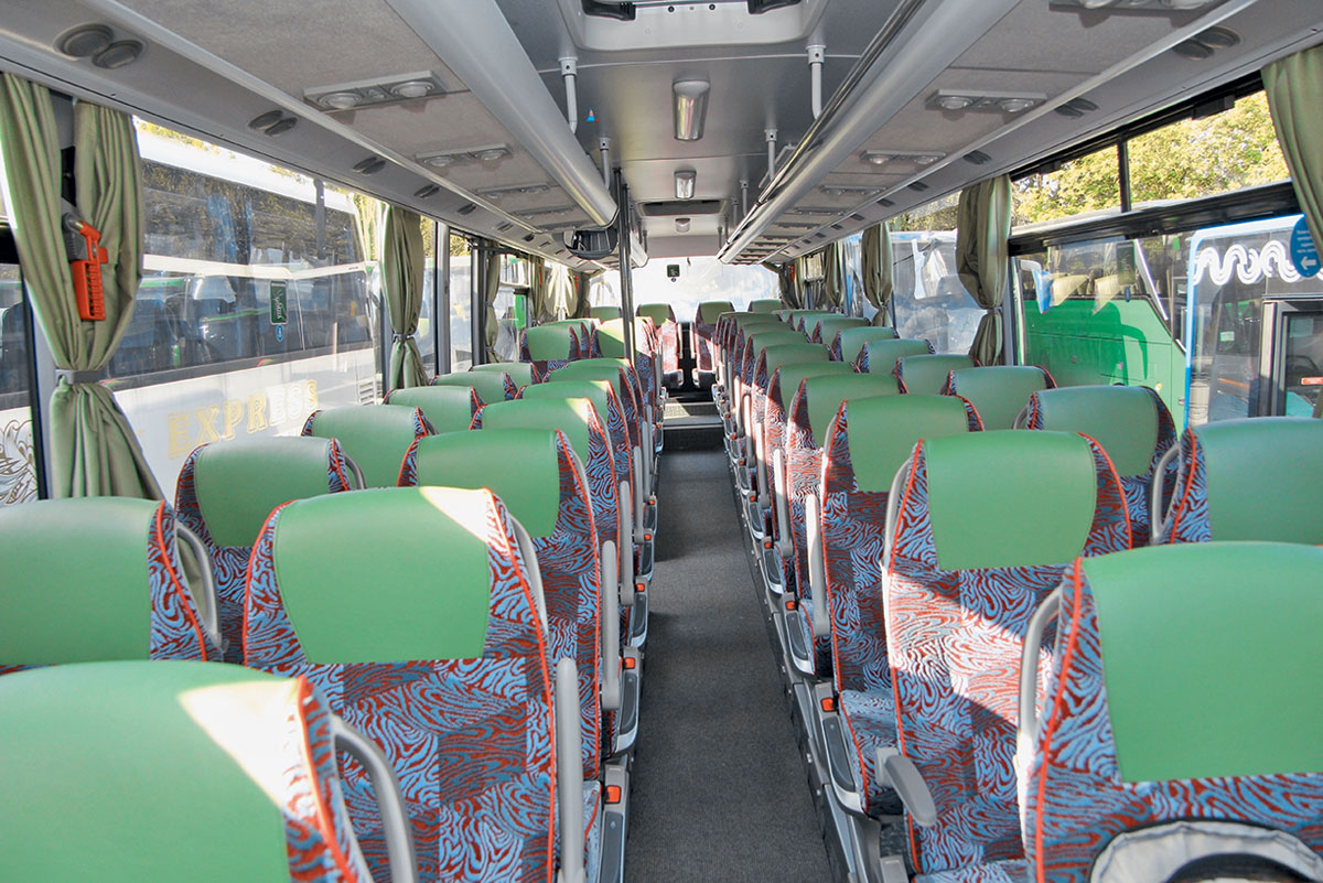 Автобус Mercedes-Benz Intouro