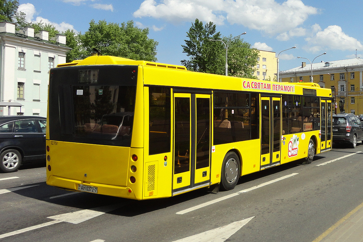 автобус МАЗ 203