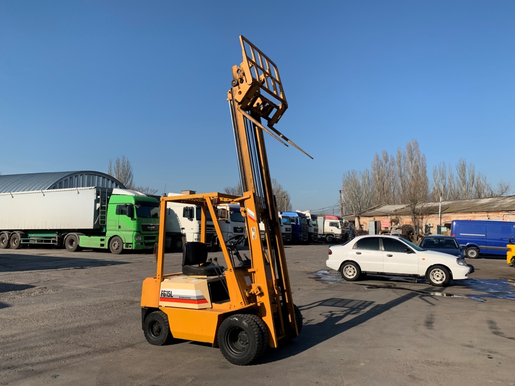 Бензиновые/газовые вилочные погрузчики Komatsu