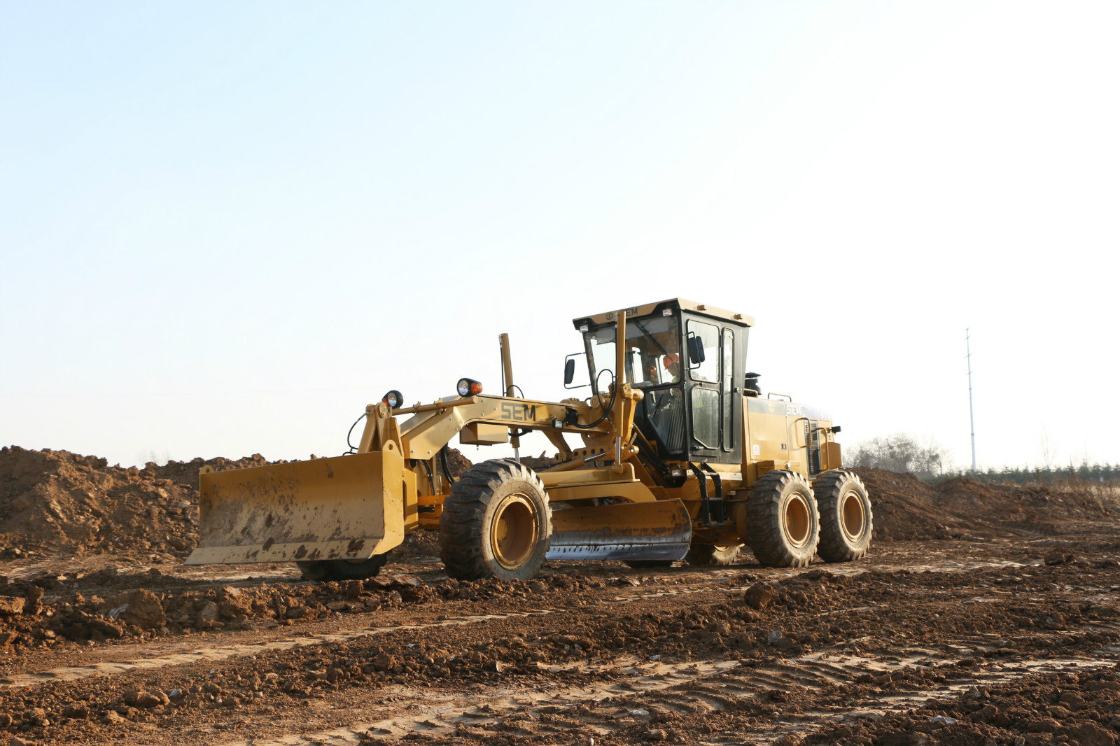 Автогрейдер SEM 919